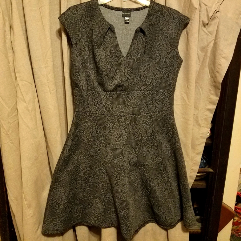 Lavanya |grey paisley dress size Medium